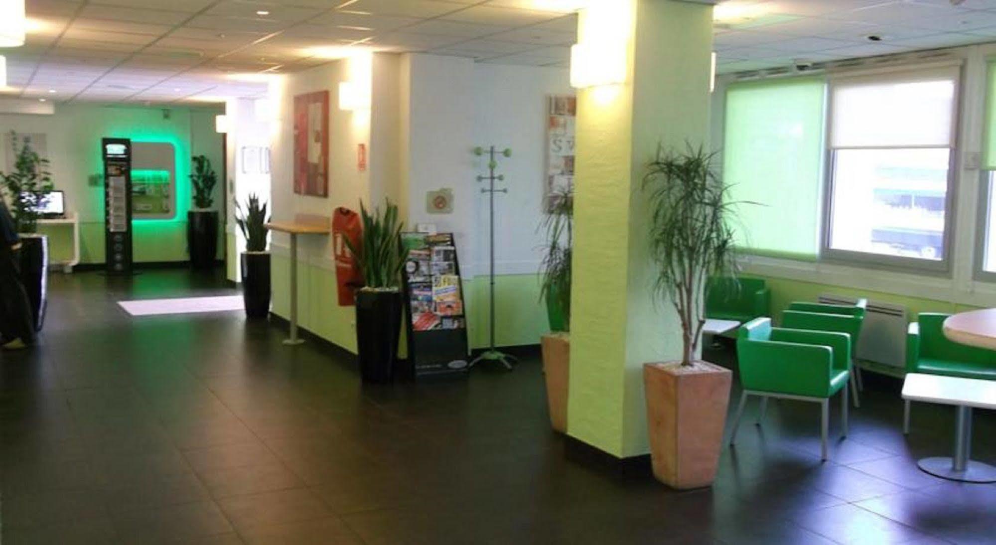 Ibis Budget - Porte De Bagnolet Exterior photo